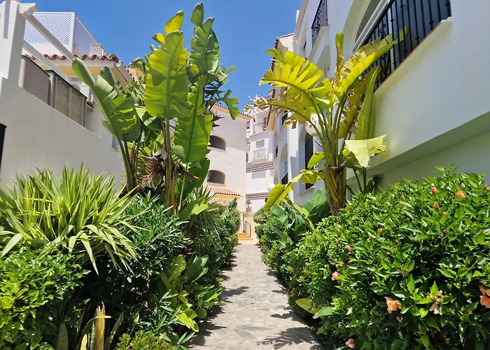 Shr062 Two Bedroom Valparaiso In *