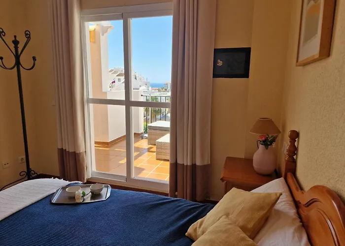 Shr062 Two Bedroom Valparaiso In *