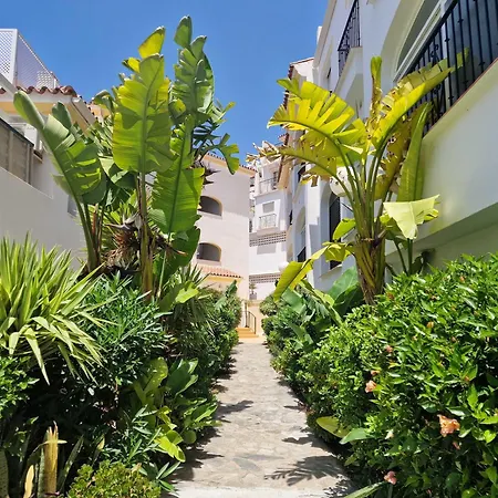 Shr062 Two Bedroom Valparaiso In *