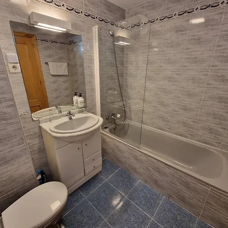 Lejlighed Shr062 Two Bedroom Valparaiso In Nerja
