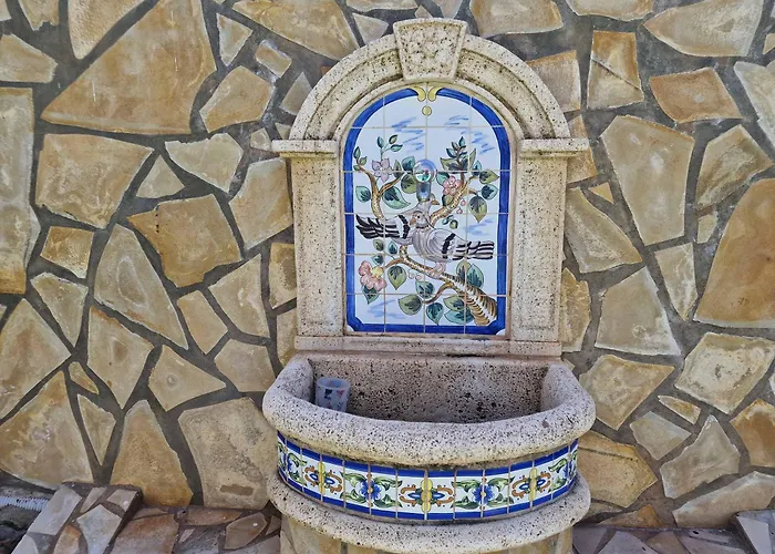 Shr062 Two Bedroom Valparaiso In Nerja