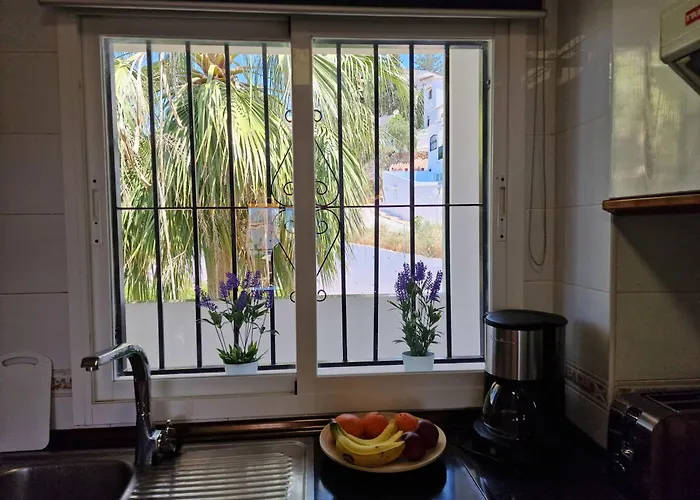 Shr062 Two Bedroom Valparaiso In *