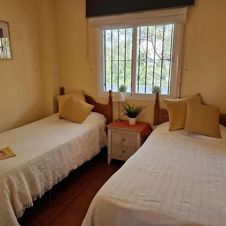 Shr062 Two Bedroom Valparaiso In * Nerja